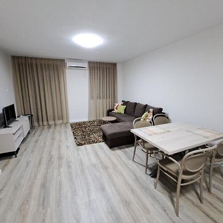 Ninas Apartments Mostar Quarto foto